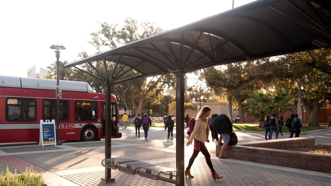 Bus Hub